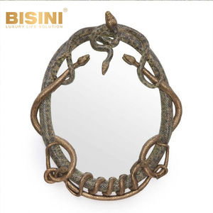 Specchio a Forma di Serpente in Ottone di Alta Gamma, Decorazione per la Casa Fatta a Mano, Ornamento per Anniversario - Product Image 1