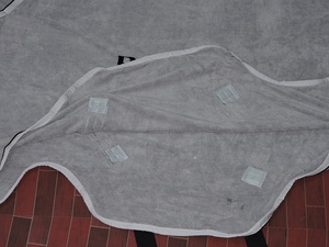 Mantas duraderas de forro polar para caballos con relleno de algodón, transpirables, con cierre frontal de 2 hebillas, tallas personalizadas, para primavera/otoño - Product Image 5