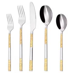 Juego de Cubiertos Clásicos de Acero Inoxidable con Acabado Espejo, Elegante Vajilla para Cocina y Comedor, para Comidas Elegantes - Product Image 5