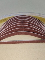 Mini-bandes abrasives en oxyde d'aluminium pour meuleuse d'angle, idéales pour le travail du bois et la transformation des métaux