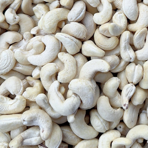 Hot Sale Cashew Nuts WW180, WW240, WW320, LP, WS Vietnam Cashew Nut <b>Bulk</b> Cashew Nuts Factory Price - Product Image 1