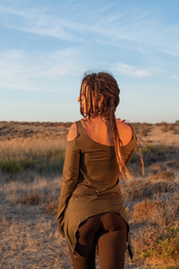 เสื้อแฟรี่โคลด์เชลอร์ท็อป โบโฮ พิกซี่ แขนบาน สไตล์เอลฟ์ สำหรับงานเทศกาลในป่า เสื้อผ้าเบาสบาย ระบายอากาศได้ดี สไตล์โบฮีเมียน - Product Image 2