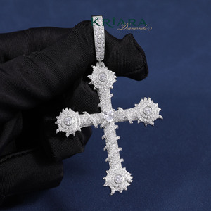 Colgante de Cruz de Moissanita, Plata 925 Bañada en Oro, Estilo Hip Hop con Engaste Pavé, Amuleto Religioso, Joyería Cristiana Unisex - Product Image 2