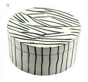 Contemporary Designer Resin Handcrafted <b>Trinket</b> Jewellery <b>Box</b> Sleek Unique Look Perfect Storage Case For Jewelry And Accessories - Product Image 6