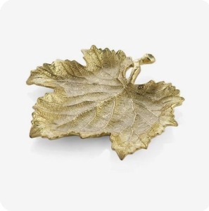 Aluminium Embossed Leaf Shape serving Platter for Home Restaurant Use Custom Size And Finish Available - Product Image 4