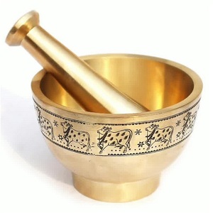 High Quality Brass Pankutti With Engraving And Polish Finished For Manual <b>Coffee</b> And Spices <b>Grinder</b> Metal Imam Dasta - Product Image 5