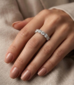 Bague de mariage éternelle complète en moissanite ronde de 3,50 CTW 4MM, VVS E-F, en or massif 14K, sertie à griffes, tendance, pour fête, mariée, anniversaire - Product Image 1