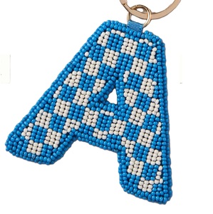 Porte-clés élégant brodé de perles de rocaille fait main, breloque en perles de rocaille brodées - Product Image 5