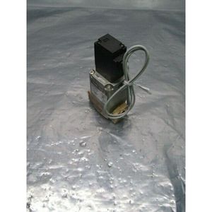 Válvula de Proceso SMC VNB2120, AC176-242V, 50Hz - Equipo y Piezas de Semiconductores de Confianza de Marca Global - Product Image 1