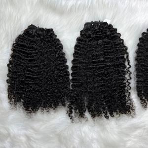 Cutícula de textura caliente alineada, cabello crudo de alta calidad, máquina de trama Genius rizada birmana negra, paquete de doble dibujado de Qhair - Product Image 4