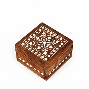Boîte à bijoux en bois brut avec serrure et clé, coffre à souvenirs en pin naturel pour peinture DIY, artisanat et rangement de bibelots - Product Image 2
