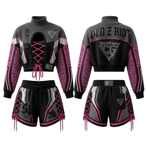 Ensemble de survêtement sportif imprimé style course pour femme, personnalisé, léger, en polyester/coton, avec short et sweat-shirt court en dentelle, idéal pour l'été - Product Image 1