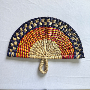 Éventail en jonc de mer fait main en gros, tissé naturellement, à tenir à la main et à suspendre au mur, du Vietnam, pour décoration de mariage bohème, de fête et d'événements - Product Image 2