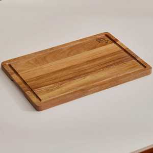 Planche à découper en bois d'acacia robuste avec rainure pour les jus et logo poisson - Product Image 1