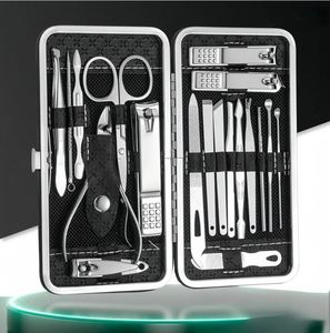 Ensemble de manucure et pédicure 19 pièces, kit de coupe-ongles en acier inoxydable avec étui en cuir PU, kit de toilettage complet pour les mains, les pieds et les oreilles - Product Image 1
