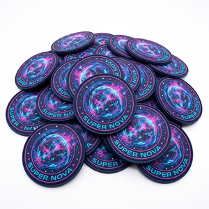 Badge rond en PVC souple, motif planète géante à anneaux, patch 3D en caoutchouc, directement du fabricant, pour sac à dos, veste, casquette, uniforme, usage extérieur - Product Image 6