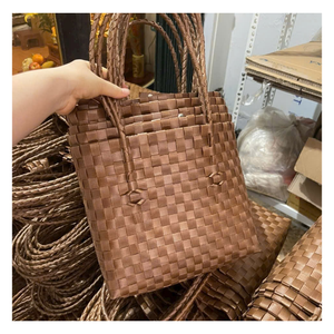 Sac fourre-tout décontracté en plastique coloré, ajouré, portable, nouveau, carré, tissé, double, imperméable, écologique, antistatique, pour les vacances et la plage - Product Image 4