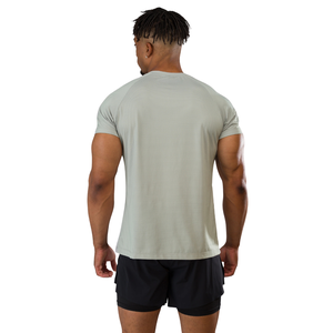 เสื้อยืดแขนสั้นสีเงินสำหรับผู้ชาย เนื้อผ้าฝ้ายพรีเมียม สวมใส่สบาย เหมาะสำหรับใส่ลำลอง ออกกำลังกาย มีสไตล์ ขายส่งจำนวนมาก เสื้อผ้ากีฬาแฟชั่น - Product Image 3