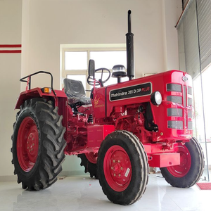Tracteur diesel miniature Mahindra 80 CV 4x4 fiable, conçu pour une production agricole élevée et des performances optimales des machines agricoles. - Product Image 1