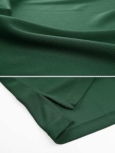 Polo de Manga Corta para Hombre, Color Verde Oscuro, Diseño Casual Transpirable, Corte Regular, Color Sólido, Tejido de Piqué, Camisa de Golf - Product Image 3