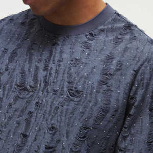เสื้อยืดคอกลมผู้ชาย แขนยาว ผ้าฝ้าย 100% ทรงปกติ ระบายอากาศได้ดี แห้งเร็ว ลายปักแบบดิสเทรส ซักย้อมสีเอซิด สไตล์ลำลอง ขายส่ง - Product Image 6