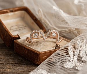Anillo Vanki con Esmeralda de Laboratorio, Chapado en Oro, con Circonia y Moissanita, Anillo de Compromiso para Mujer, Joyería Moderna para Boda - Product Image 1
