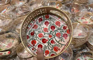 Juego de bandejas pichwai doradas para regalar bandejas decorativas para festivales juego de bandejas Pooja - Product Image 2