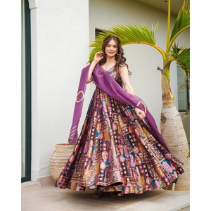 Robe Anarkali de créateur et dupatta pour tenue de soirée, vêtements indiens et pakistanais - Product Image 2