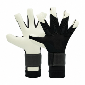 Gants de gardien de but de football professionnels Ondra Industries OEM en gros, en latex respirant, avec logo personnalisé, sangle de poignet étendue et fermeture auto-agrippante - Product Image 4