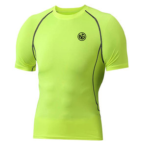 Vêtements de sport respirants, t-shirt de compression pour homme en tricot uni, style streetwear, léger et à séchage rapide - Product Image 1