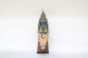 Maquette de croiseur de bataille HMS Renown en bois, fabriquée à la main - Modèle historique de navire de guerre de la Royal Navy de la Première et de la Seconde Guerre mondiale pour la décoration de la maison ou du bureau - Product Image 4