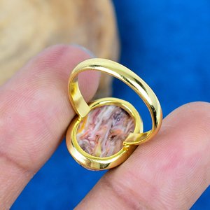 Bague en pierre précieuse naturelle d'huître rose, forme ovale, or 18 carats micro-plaqué sur argent sterling 925 - Product Image 4