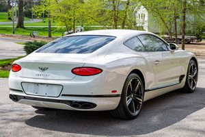 Auto Usado en Perfectas Condiciones, Bentley Continental GT V8 Coupé 2022, Autos Usados Listos para Enviar - Product Image 4