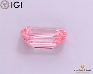 Impresionante Brillo, Diamante Cultivado en Laboratorio con Corte Esmeralda de 1.00 Quilates, Certificado IGI, Color Rosa Intenso, Claridad VVS2 - Product Image 5