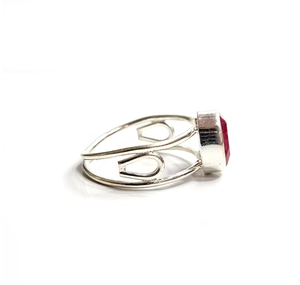Cut Ruby Sterling <b>Silver</b> <b>Statement</b> <b>Ring</b> (2.9 Grams) With Split Band Design Everyday Wear Comfort & Lightweight Jewelry - Product Image 4