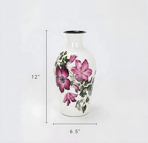 Vase en céramique floral peint à la main de luxe, vase décoratif blanc pour salon, chambre, table à manger, bureau, centre de table - Product Image 6