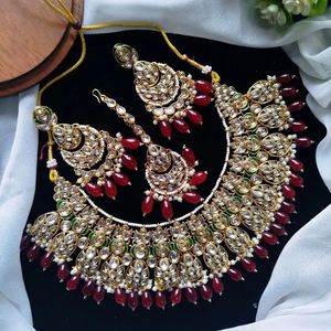 Service ODM & OEM Couleurs personnalisées Parures de bijoux tendance plaqué or antique de haute qualité pour femmes Collier et boucles d'oreilles Qualité supérieure 2026 - Product Image 3