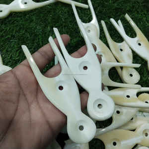 Outil de tressage moderne en os de buffle véritable fait main pour la fabrication de cordons, durable, couleur personnalisée, pour l'art et la décoration de mariage, prix - Product Image 5