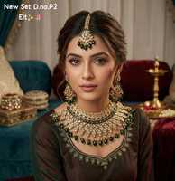 Parure de bijoux de luxe en alliage plaqué or vintage de haute qualité avec perles et Kundan, comprenant collier ras-du-cou, boucles d'oreilles et Maang Tikka, certifiée pour fiançailles et mariage