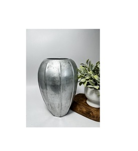 Heritage Metal Flower Vase Rustic Handmade Decorative Elegant Floral Display Traditional Home Interior Accent Collection Premium - Product Image 5