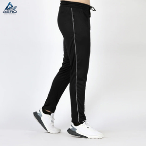 Pantalones Deportivos Negros para Hombre con Franja Lateral, Cintura Elástica con Cordón, Ropa de Entrenamiento de Alta Calidad, Pantalones para Gimnasio y Fitness - Product Image 4