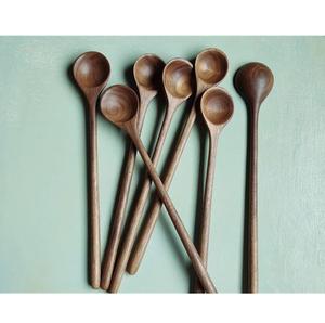 Cuillère de service en bois massif de qualité supérieure, à long manche, pour la cuisine et la salle à manger, résistante au lave-vaisselle, durable et écologique - Product Image 2