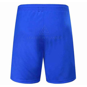 Shorts de sport personnalisés pour la course et la gym, séchage rapide, fabriqués au Pakistan - Product Image 3