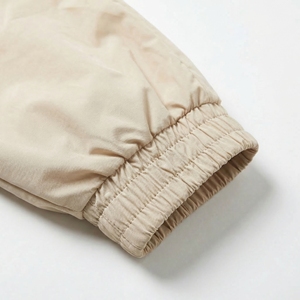 Chaqueta Deportiva con Cierre Frontal en Bloques de Color Beige, Camel y Caoba, Cortavientos Retro Unisex con Paneles en Chevron |   Marca Privada OEM/ODM - Product Image 4