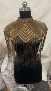 Cape-châle moderne à sequins et perles avec ornements en strass complexes et franges de perles tombantes pour la mode de soirée - Product Image 2