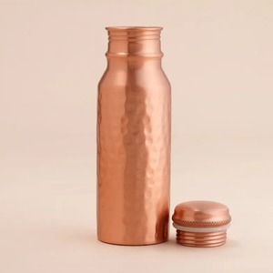 Juego de Vasos de Cobre Sólido con Diseño de Panal de Abeja, Superficie Pulida, Vasos Cónicos de Lujo - Product Image 6