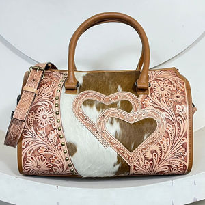 Bolsa de Viaje Grande de Cuero Vacuno Rústico Estilo Western con Diseño de Corazón Hecho a Mano, Bolso de Mano Vintage con Estampado Floral, Bolsa Perfecta - Product Image 3