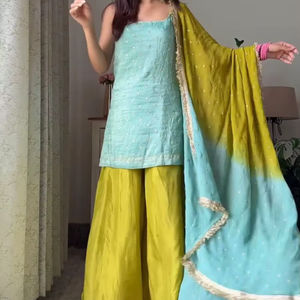 Magnifique ensemble Sharara indien pakistanais en Chinon pur, lourd et élégant, pour femme, idéal pour les fêtes, mariages et tenues décontractées - Product Image 1