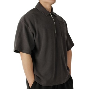 เสื้อเชิ้ตแขนสั้นคอสูงสำหรับผู้ชาย ผ้าเจอร์ซีย์คอตตอน 100% ทรงปกติ ลายพิมพ์ตามสั่ง สไตล์ลำลอง กระเป๋าซิปด้านหน้า - Product Image 4