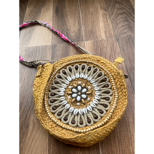 Sac à main artisanal de luxe indien, multicolore, forme baguette, durable, style ethnique, fait main, accessoires de mode en cristal, pour un usage décontracté - Product Image 1